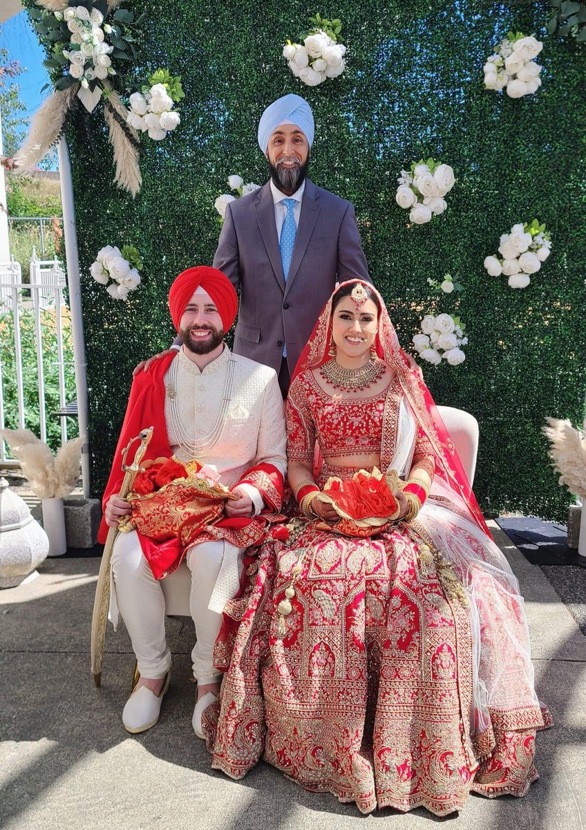 Congratulations to Lorenzo & Symun on their wedding! Dressed in signature AD Singh couture, Lorenzo makes an impression in a bespoke ivory Sherwani made in texture hand crafted embroidered jacket with micro sequins and Swarovski crystals! #adsingh #sherwani #wedding
