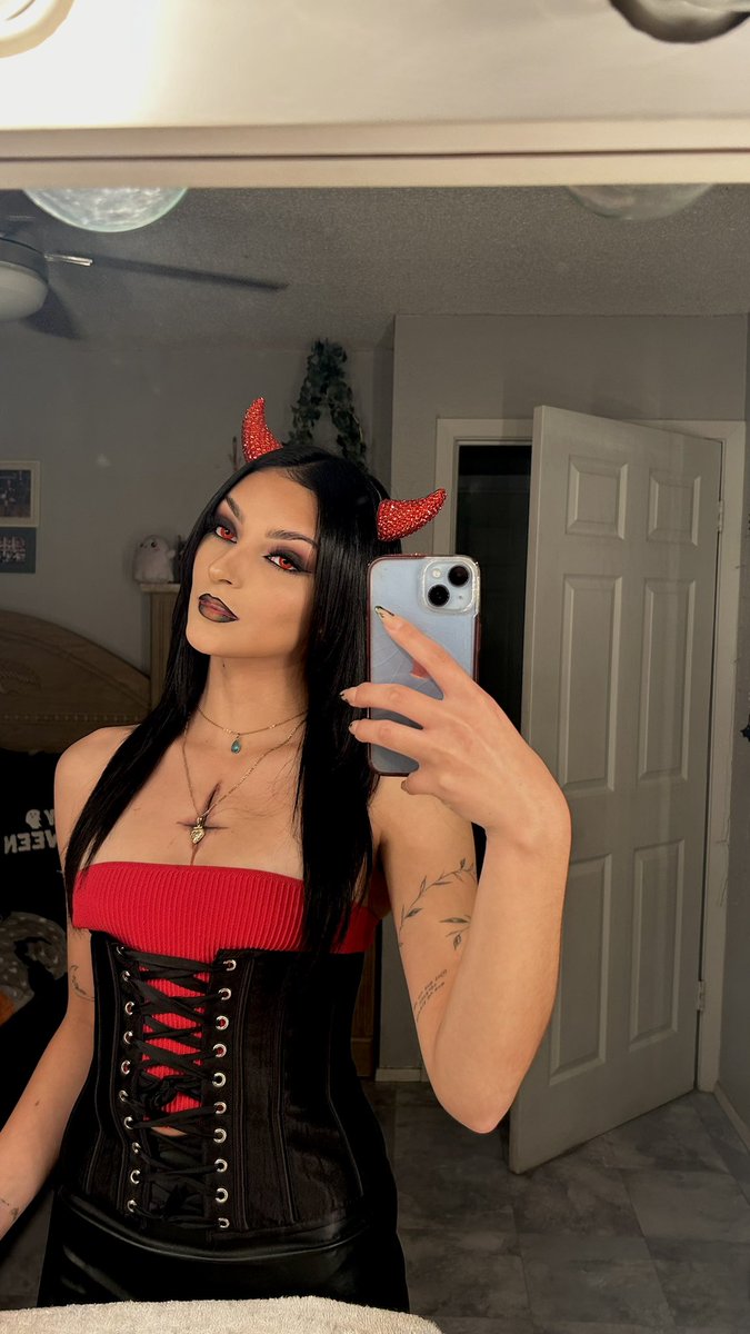 _average_ash's tweet photo. devil fun https://t.co/fI2LaQZeaZ