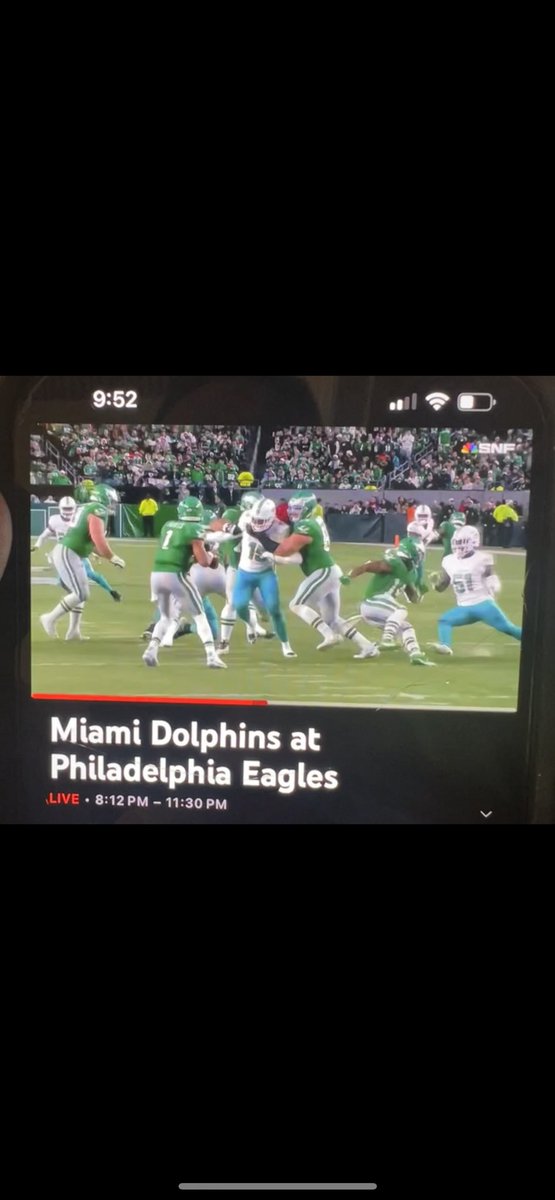 RenzulliTPC's tweet photo. @NFL @Eagles @MiamiDolphins @SNFonNBC it won’t be hard for the Eagles if they can hold like this all night right in front of the refs and get zero call!!!! https://t.co/oDRxlRpw65