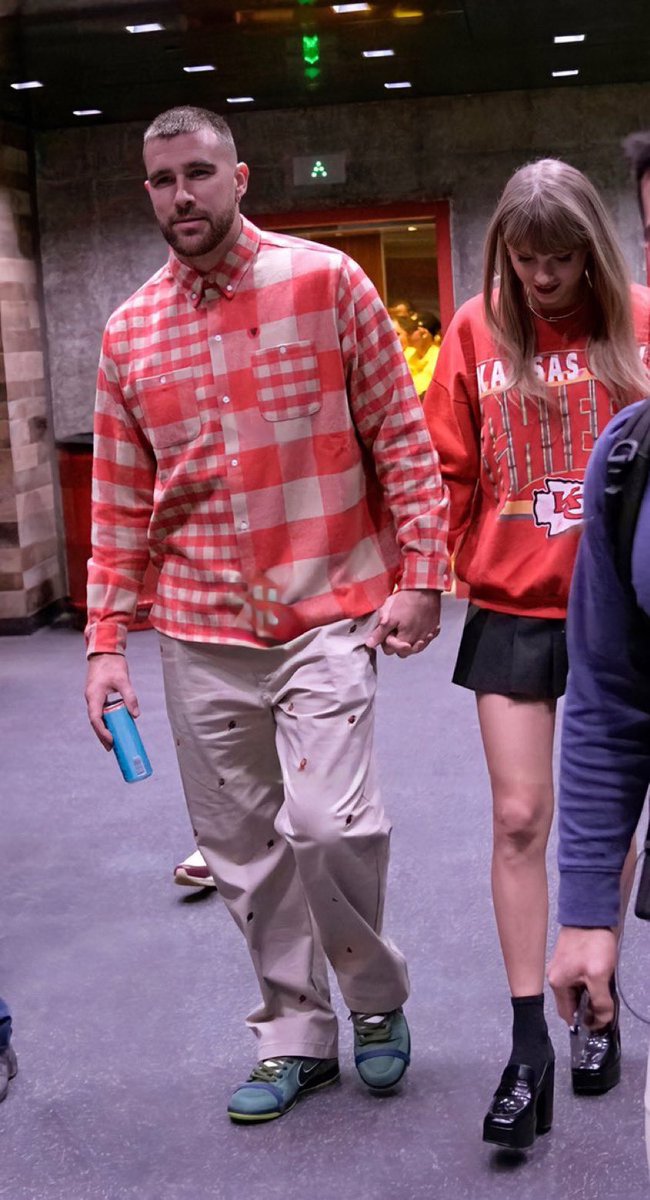 Taylor Swift Updates 💎 tweet media