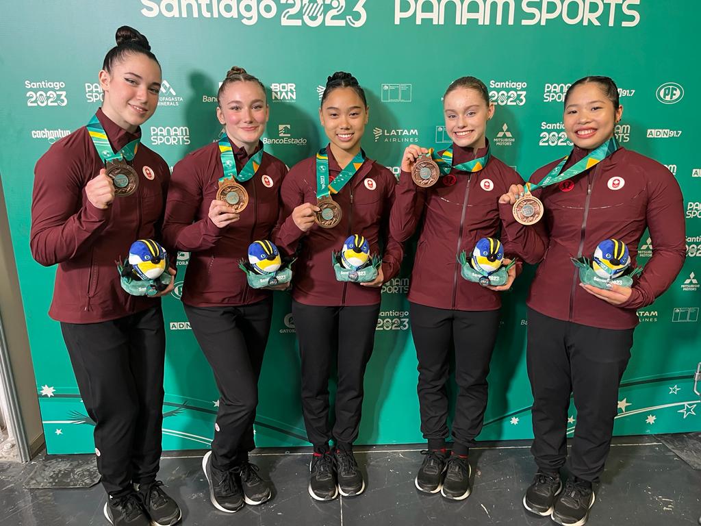 Canada's women’s artistic gymnastics team wins Pan Am Games bronze! 🇨🇦🥉 📸: @gymcan1