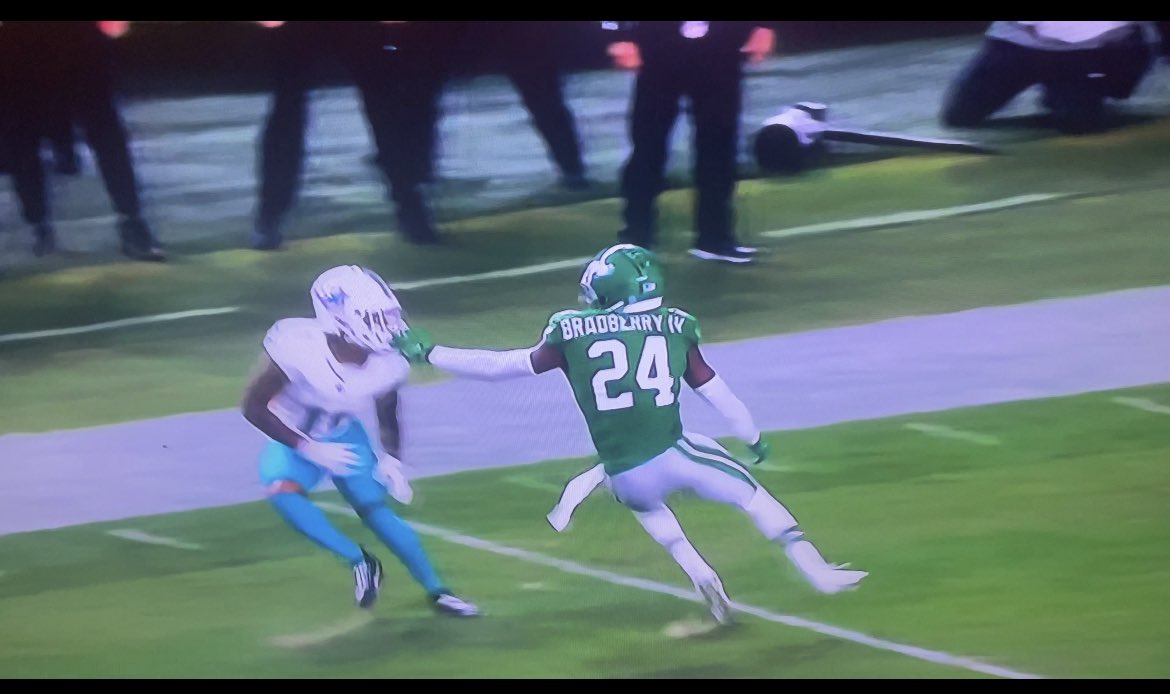 GhostOfAdamGase's tweet photo. Not pass interference. https://t.co/nWOTQBz12l
