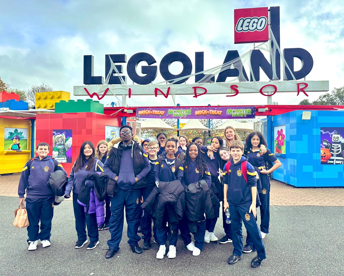 AminaAhmed25's tweet image. LEGOLAND Windsor Trip for some of our y7 and y8 students @TheRoyalSchool. Students saw Miniland, got involved in a robotics (using scratch coding) workshop and enjoyed the theme park! @LEGOLANDWindsor @LEGO_Education @LEGO_Group @STEMHUB_SE