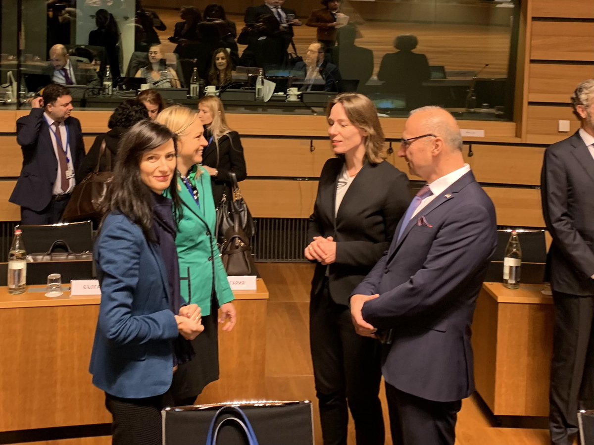 #FAC Foreign Affairs Ministers’ meeting starting. On agenda:

🔹Russia's war against Ukraine
🔹situation in Armenia &amp;Azerbaijan
🔹situation in Israel &amp; in the region

Ministers will also attend the 19th EU-Central Asia ministerial meeting.

🇫🇮 is represented by <a href="/elinavaltonen/">Elina Valtonen</a>