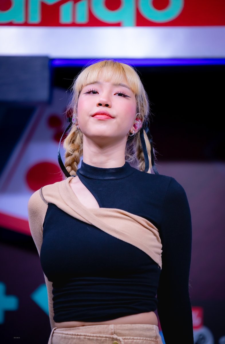 de_BONO_'s tweet photo. สาวหัวทอง @aumaimaunyarin #AumaimPretzelle #Pretzelle #Gamiqo #Lunaorigin #thailandgameshow2023 https://t.co/EdsClmnDHQ