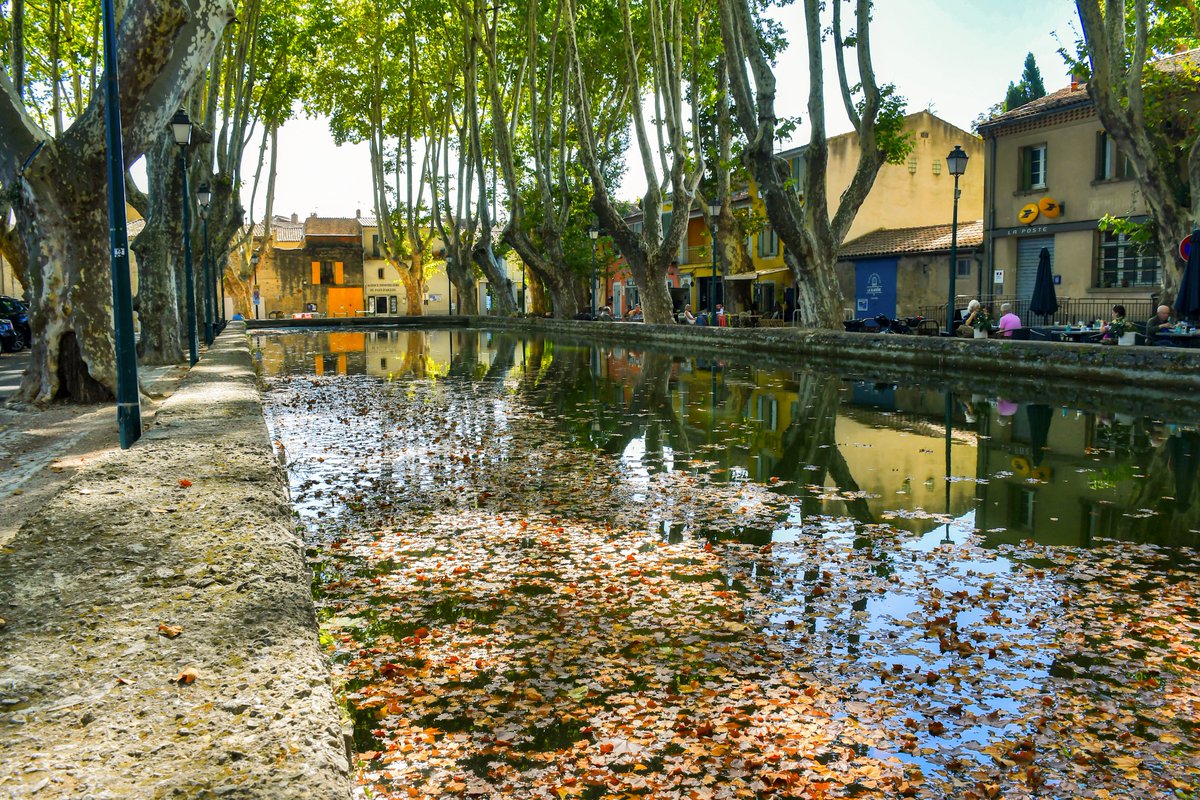 French_Moments's tweet photo. 📸 A few photos taken in the pretty village of Cucuron in the southern Luberon.
.
►https://t.co/erKpUtCe0X
.
.
.
#FrenchMoments #EnFranceAussi #MagnifiqueFrance #sudluberon #Vaucluse #ProvenceGuide #ExploreFrance #visitsouthoffrance #Luberon #cucuron https://t.co/XQpg6rFOu6
