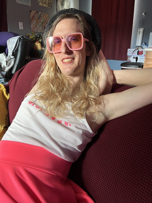 Hey cuties what&rsquo;s up? https://t.co/8rWzbE7X0C