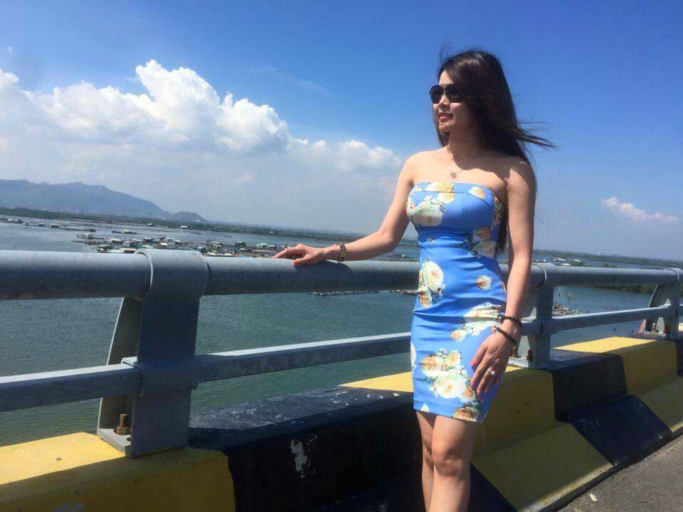 BOT_Follow_Back's tweet image. Mùa thu rơi vào em, vào trong giấc mơ hôm qua

#gaixinh #cheo #gaidep