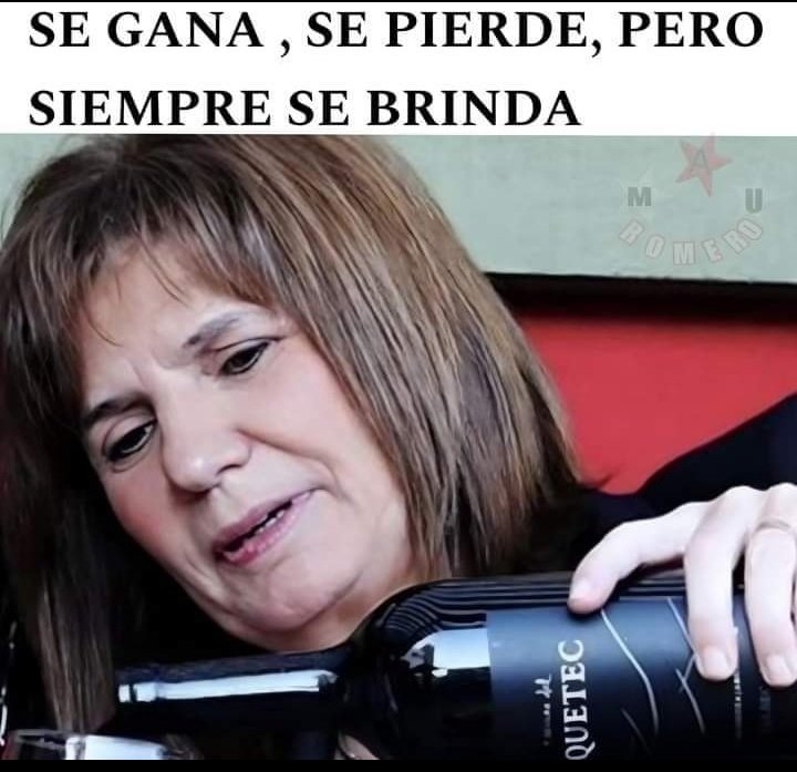 RodriiDuarte19's tweet photo. Así!!🤣🤣jajaja🍷 https://t.co/9IWwxf1A4o