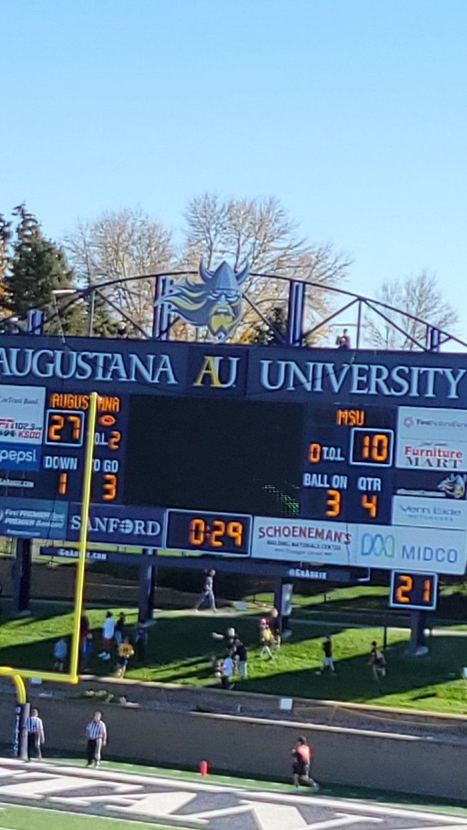 DylanSc96802413's tweet photo. Thank you @CoachCBrink for the game day invite! Really enjoyed the gameday atmosphere and had a great time touring campus! https://t.co/jbuyz7KRLF