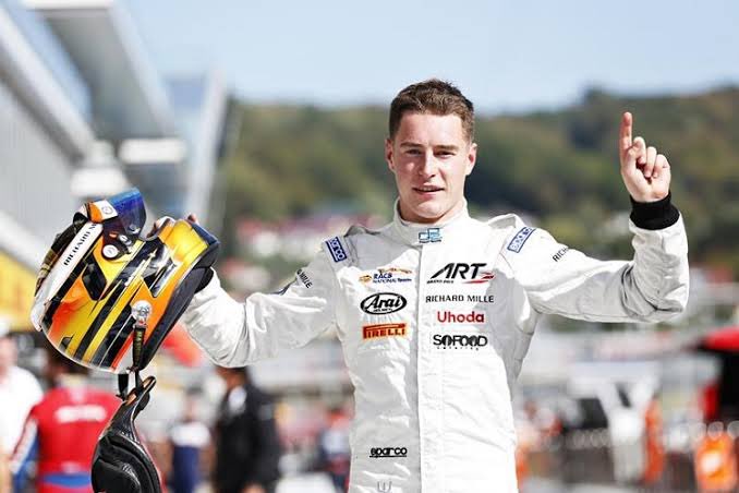 SauberF0's tweet photo. Now our Driver Academy is complete!

🇧🇪Vaandorne
🇩🇰Magnussen
🇮🇹Valsecchi

Completes our academy program.

Welcome Stoffel, Kevin and David. https://t.co/Nd5WO7DwCp