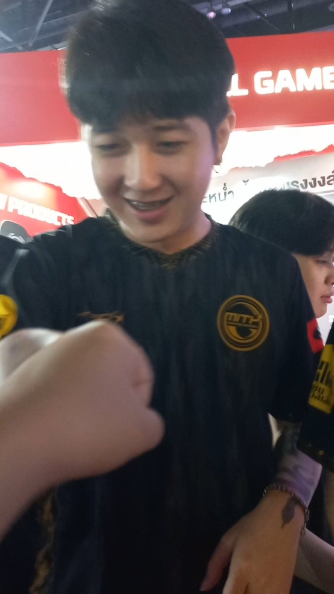IamFaiipps's tweet photo. ชนหมัดๆๆๆๆ👊😼
#TGSxMiTH #MiTH #MiTH_kongared #MiTH_seph1roth #MiTH_kntz #MiTH_kadoom https://t.co/bktMBvenaG