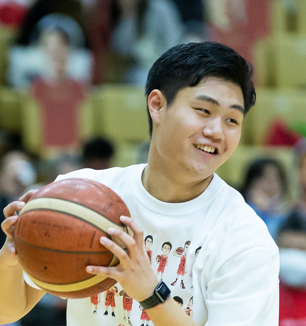 iwatebigbulls's tweet photo. ／
#新田壮吾 通訳
契約締結のお知らせ
＼

2020-21seasonぶりに #岩手ビッグブルズ の一員として戻ってきます🐃🔥
共に戦っていこう🤝

🔻プロフィール・コメント
https://t.co/f4Oc7leGlT

#岩手ビッグブルズ
#THEREDPRIDE https://t.co/m4wi0IDtKp