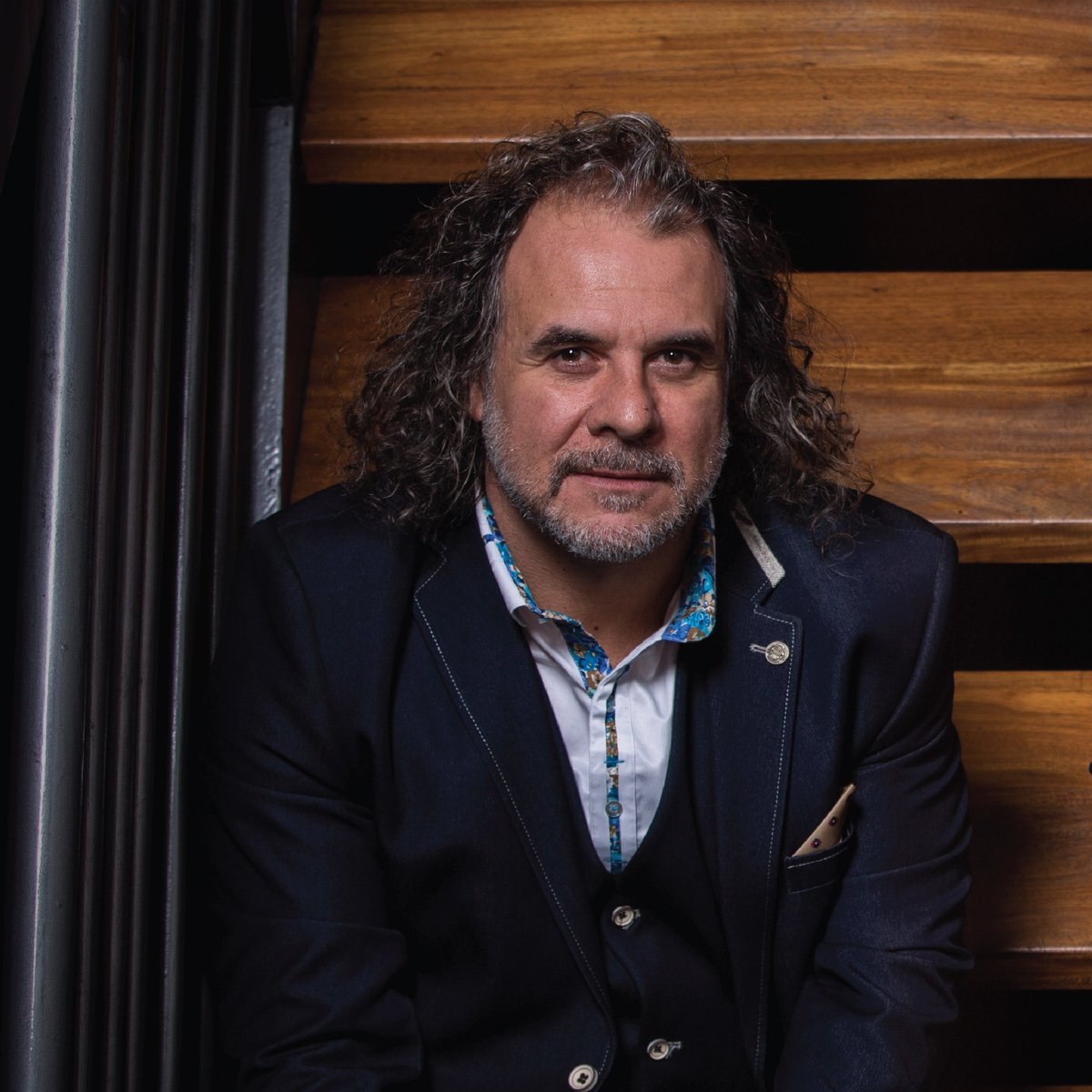 ¡Feliz cumpleaños querido <a href="/MarcePelleriti/">Marcelo Pelleriti</a> !
Un saludo muy grande de parte de todo el equipo de Abremundos🍷