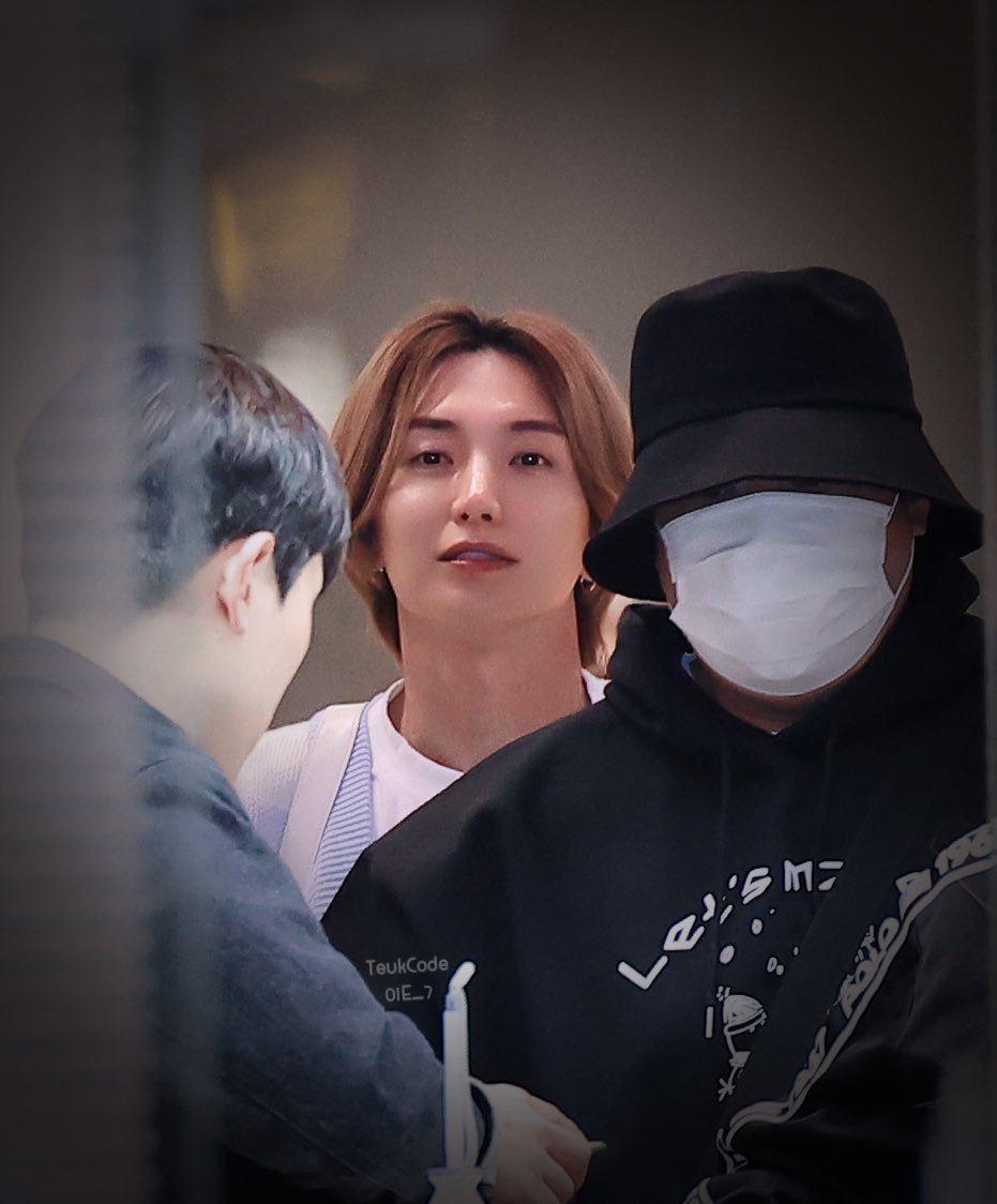 teukcode01E_7's tweet photo. 말랑말랑 이특🩵
軟綿綿的可可愛愛
#이특 #leeteuk #superjunior #슈퍼주니어 #イトゥク #利特 #teukcode01e_7 #vietnam #LSSINHCM https://t.co/8t4gxzxx0A