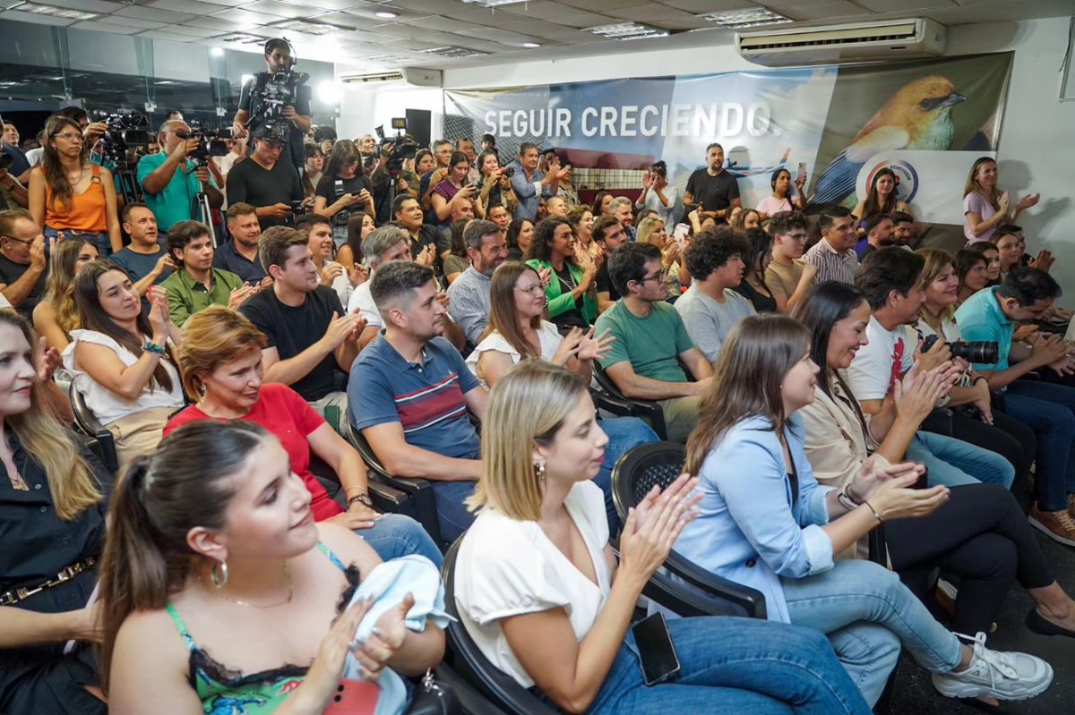 ¡LA VOZ DE LOS MISIONEROS LLEGA AL CONGRESO! 💪🏻 Agradecidísimo a todo el pueblo misionero por confiar una vez más en este proyecto, el <a href="/FRdelaConcordia/">Frente Renovador de la Concordia</a>, acompañándonos de forma masiva en las elecciones legislativas para que nuestra agenda provincial sea escuchada en la Nación.