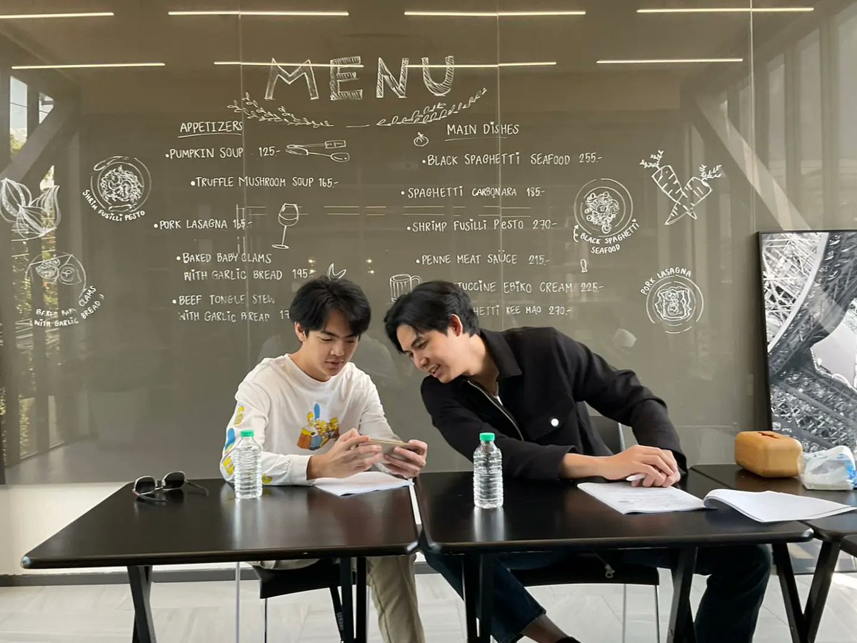chaaim_official's tweet photo. ขอเป็นคนข้างๆเธอได้มุ้ยยย 💕 
workshop “ชะเอม-วายุ” เคมีเคใจดีเกิ๊น✨☺️

#คุณยมทูต 
#พลังของยู
#TheHellGuard 
#HarikarnSolution
#chaaim_alongkorn  #chaaimam https://t.co/fqnRTyzNXo