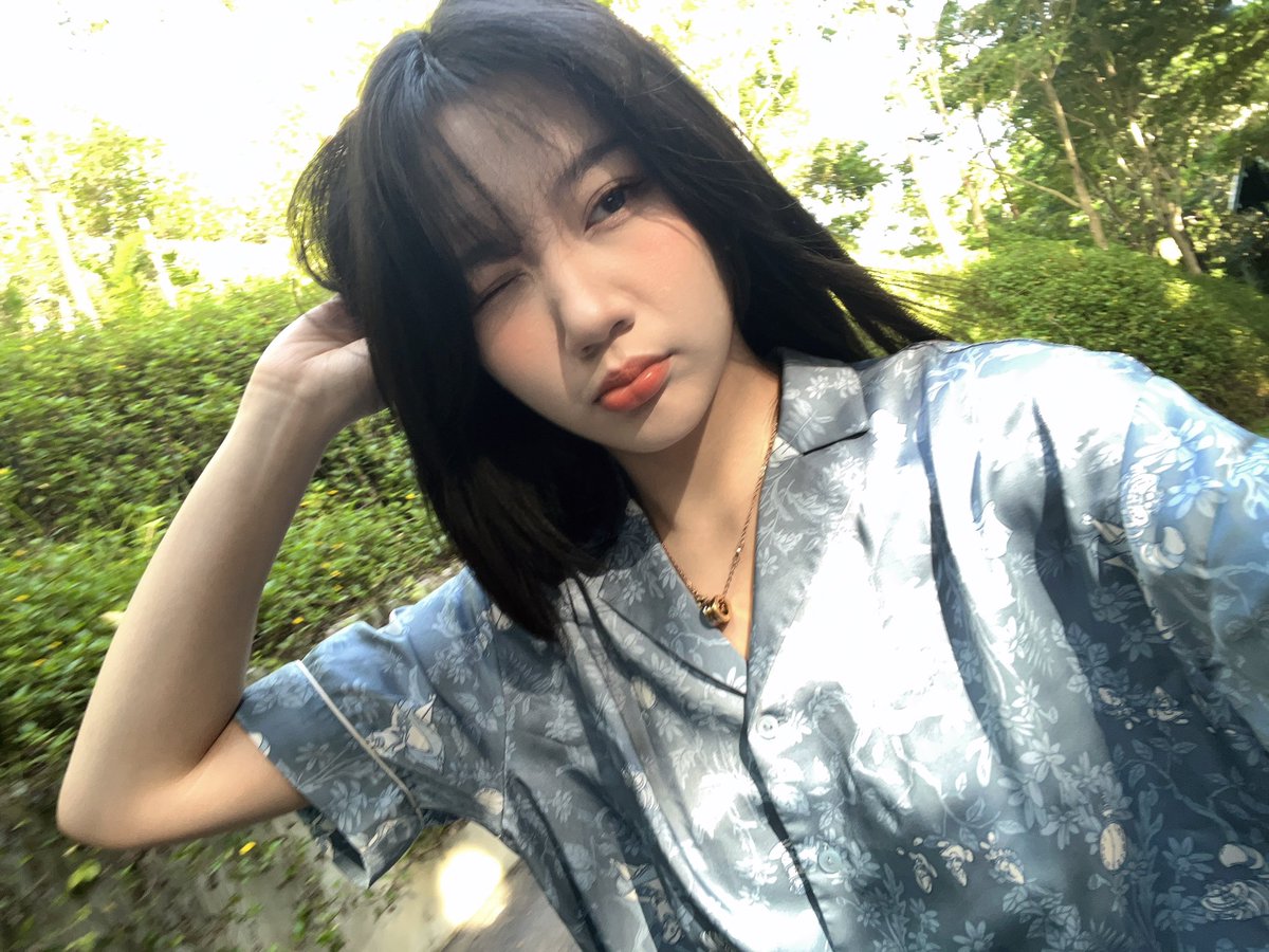 Marsha Lenathea tweet media
