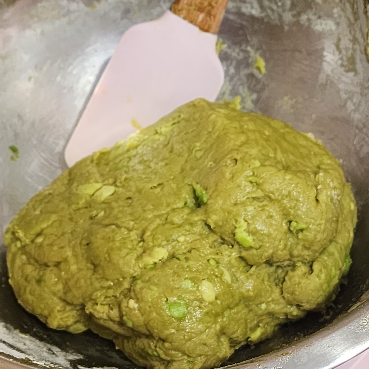 FriendlyCooks's tweet image. What a fun day of cooking today, we made 2 recipes from one of our awesome viewers Hypo. The🌽🍲Corn Stew + Avocado Bread 🥑🍞 was glorious! #Cooking #streamers #Foodie #twitch #TwitchStreamers