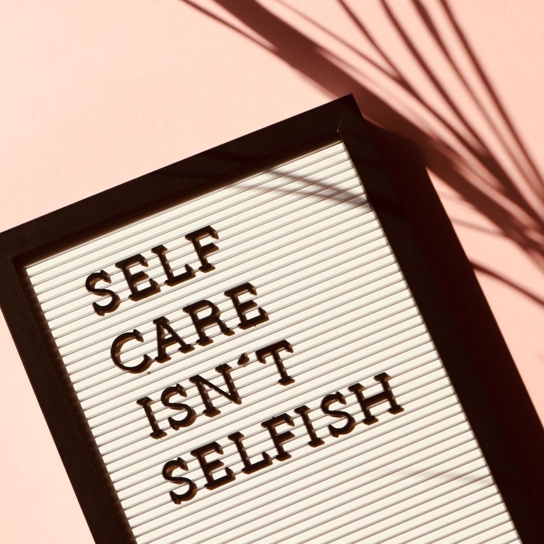 AnxietyUK's tweet image. It's Monday morning &amp;amp; we'd like to put out a reminder about the importance of self-care.   
💚💚
