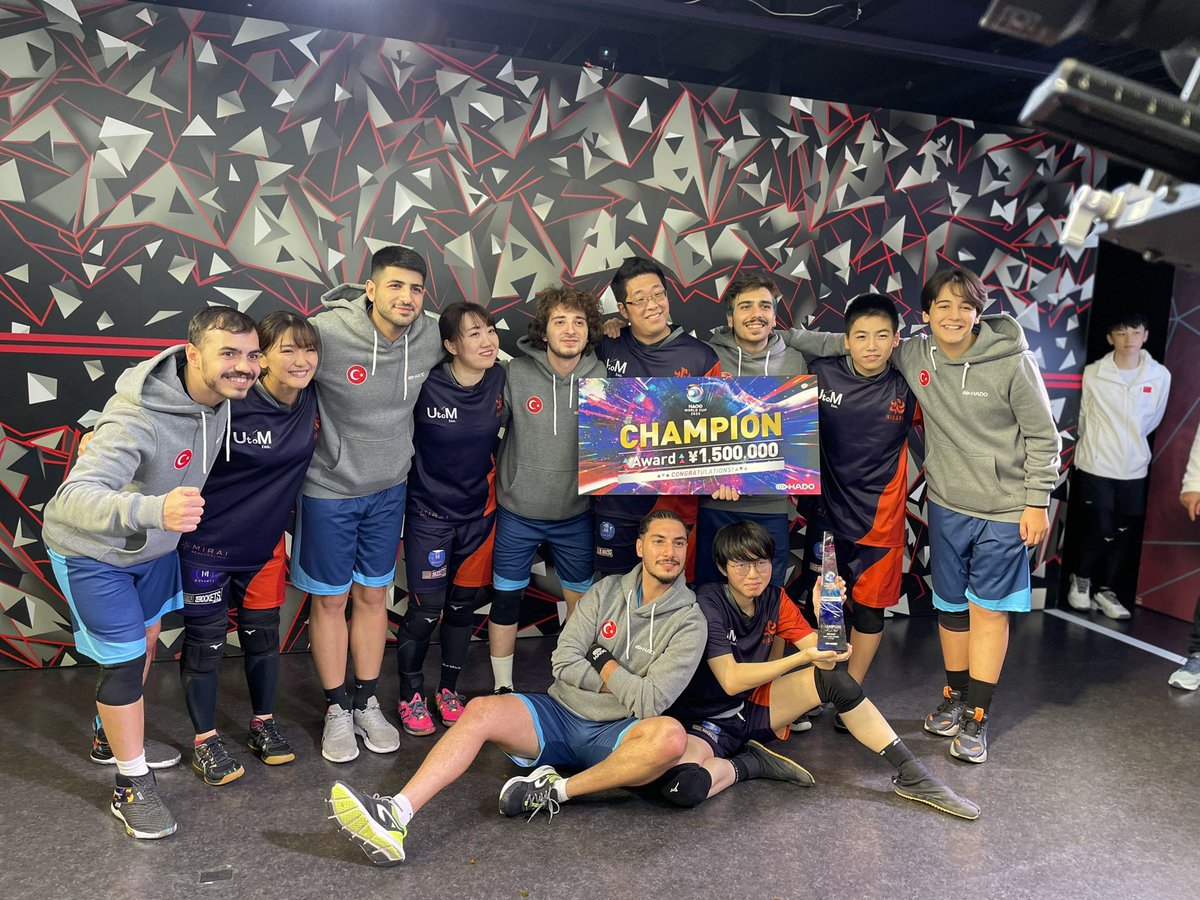 HADO WORLD CUP 全チーム集合写真をポスト⭐️📮

1日経った後も興奮してます！
負けても勝っても試合終わったらノーサイド！🏉

個人的には韓国に負けたトルコの選手たちが3位決定戦で敗れた韓国チームをめちゃくちゃ暖かく迎え入れてたところに涙腺きました。