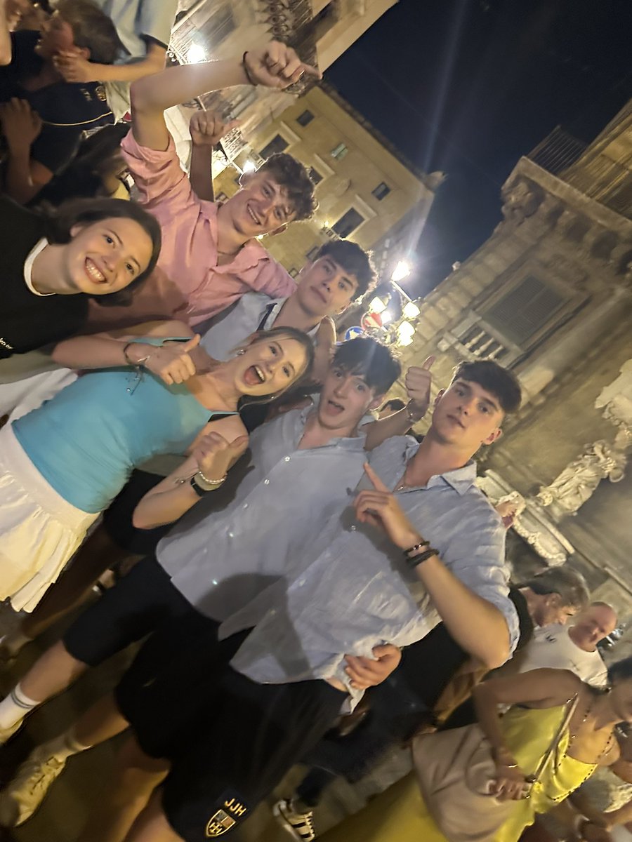 CSGeog's tweet photo. @cranleighschool #cranleighsicily2023 https://t.co/dVCtJimcpx