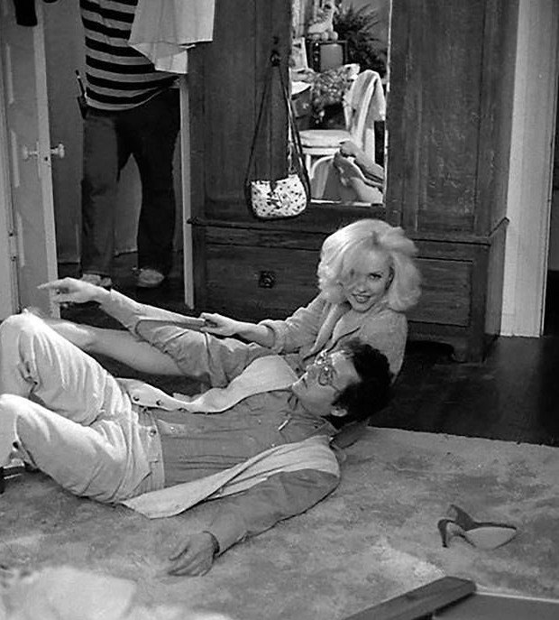 TCinCT_2012's tweet image. Behind the scenes photos of #FadeToBlack
Actress #LindaKerridge and Director #VernonZimmerman