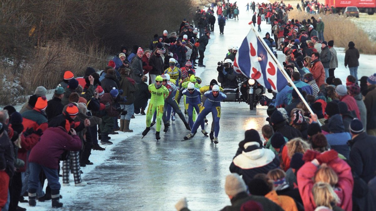 Wie gelooft nog in een Elfstedentocht? Hoop vervliegt, stelt het KNMI

rtlnieuws.nl/nieuws/nederla…
