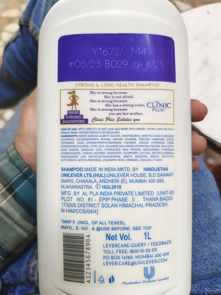 shashank7a's tweet image. &quot;@HUL_News @Flipkart Received a fake Clinic Plus shampoo from my recent Flipkart purchase 😡. Quality assurance is crucial, and we trust HUL brands for genuine products. Please address this issue and ensure authenticity for customers. #QualityMatters #CustomerExperience&quot;