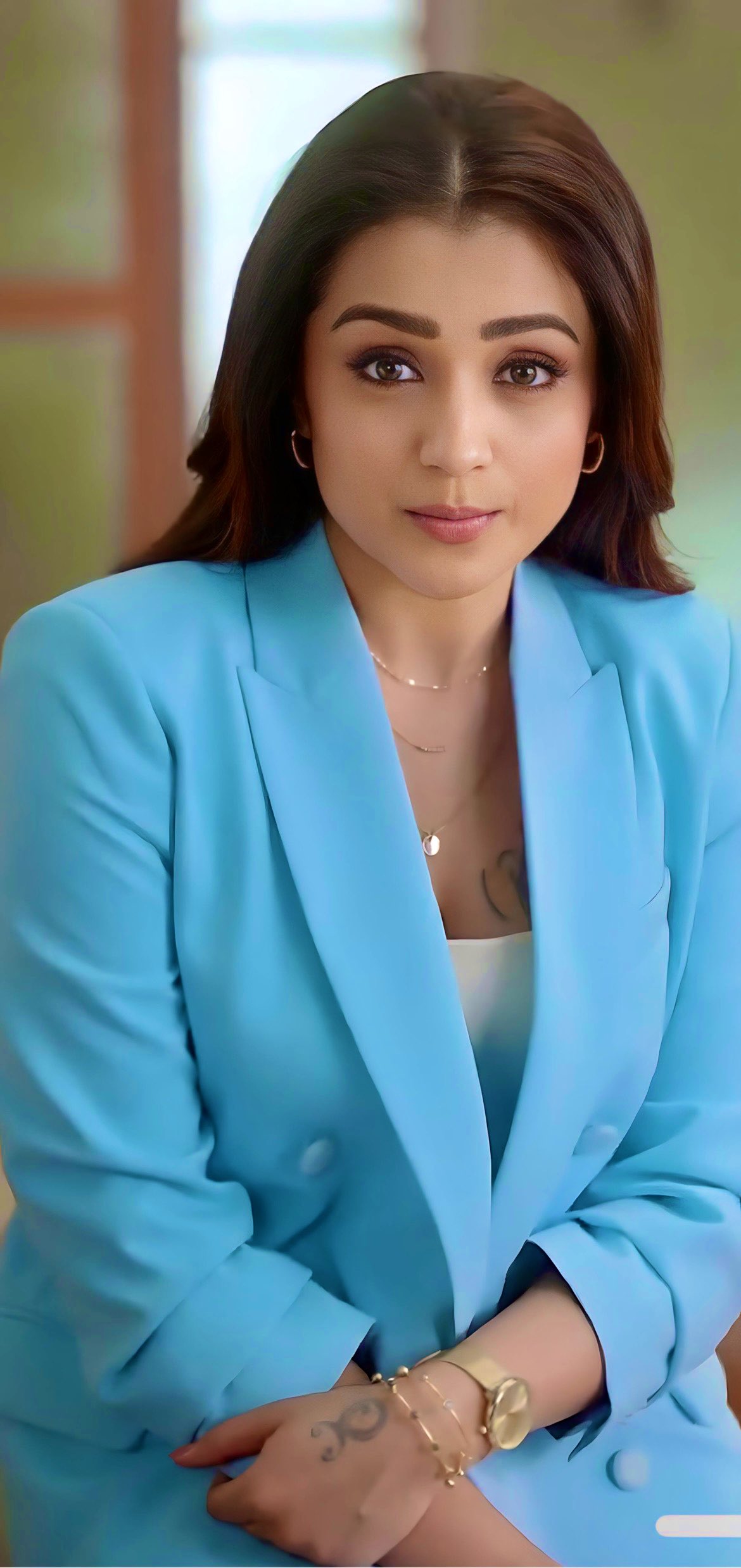 F9GhPvJa4AA8PoW?format=jpg&name=4096x409