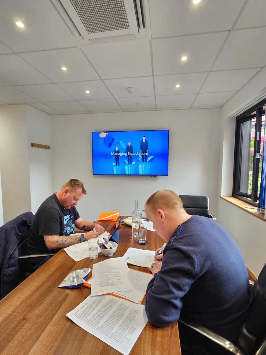 SVC_Solutions's tweet image. Our experts at #SVCTraining deliver development courses to businesses across the #EastofEngland area. SVC’s Patrick Weatherley shares precisely why the professional development of staff is so crucial for your business in today&apos;s blog post. Read more ow.ly/aw1w50PYGi9