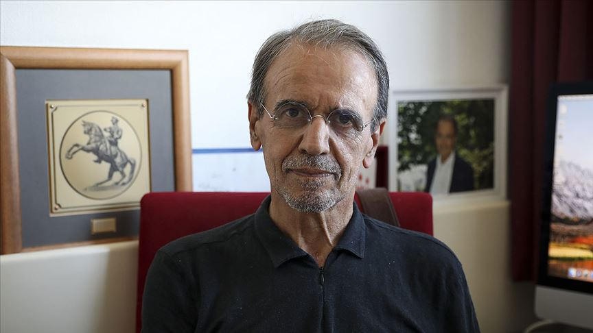 pusholder's tweet photo. Prof. Dr. Mehmet Ceyhan, yapılan testlerin yarısından fazlasında Kovid-19 tespit edildiğini söyledi:

"Eris varyantının özelliği bu. Çok hızlı ve kolay bulaşıyor." https://t.co/siYIYyKVeK