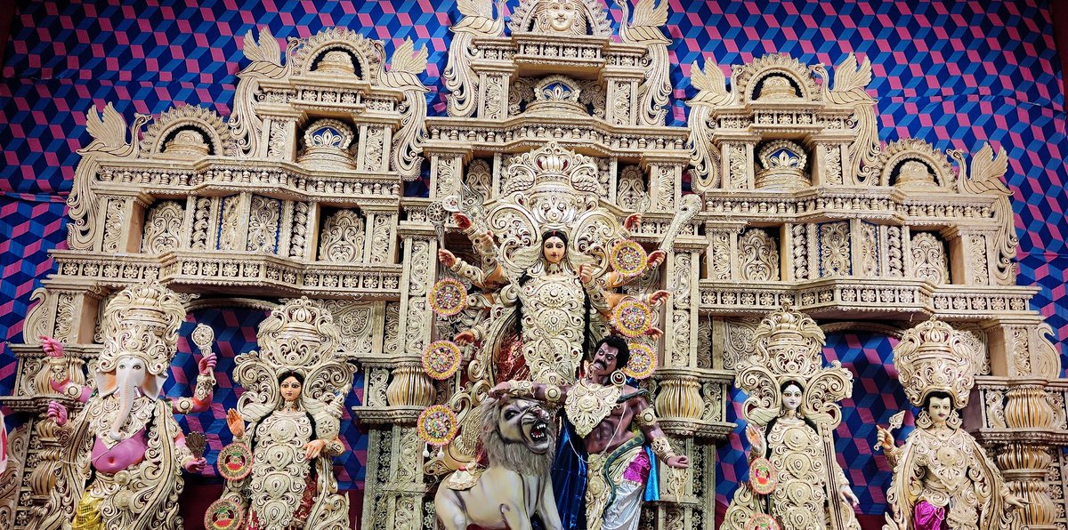 devadevottee's tweet image. #Subh Maha Nabami
#HappyBirthdayPrabhas may Mas Durga protect u from all odds