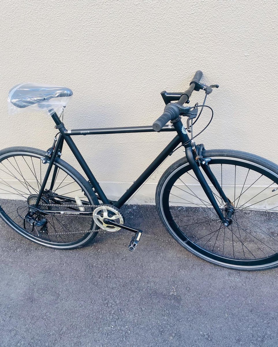 amigosbikes's tweet photo. 中古自転車完成！
7速のクロスバイク

後ろタイヤ
チェーン
サドル
変速ワイヤー
前後ブレーキワイヤー
前後ブレーキゴム
以上、新品に交換してるので長持ち！

15500円＋消費税5%
#アミーゴス
#アミーゴスバイクス
#中古自転車
#アミーゴス食堂
#クロスバイク
#大阪
#自転車
#ウーバーイーツ https://t.co/bt0QhNm16u