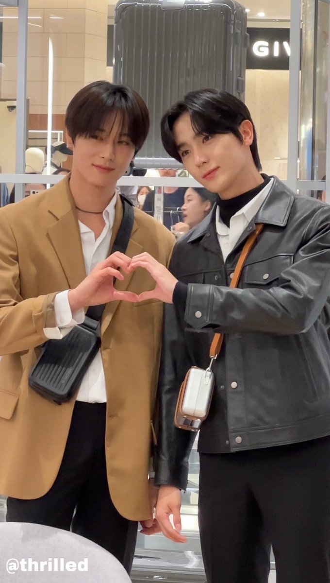 ออกงานกับแฟน