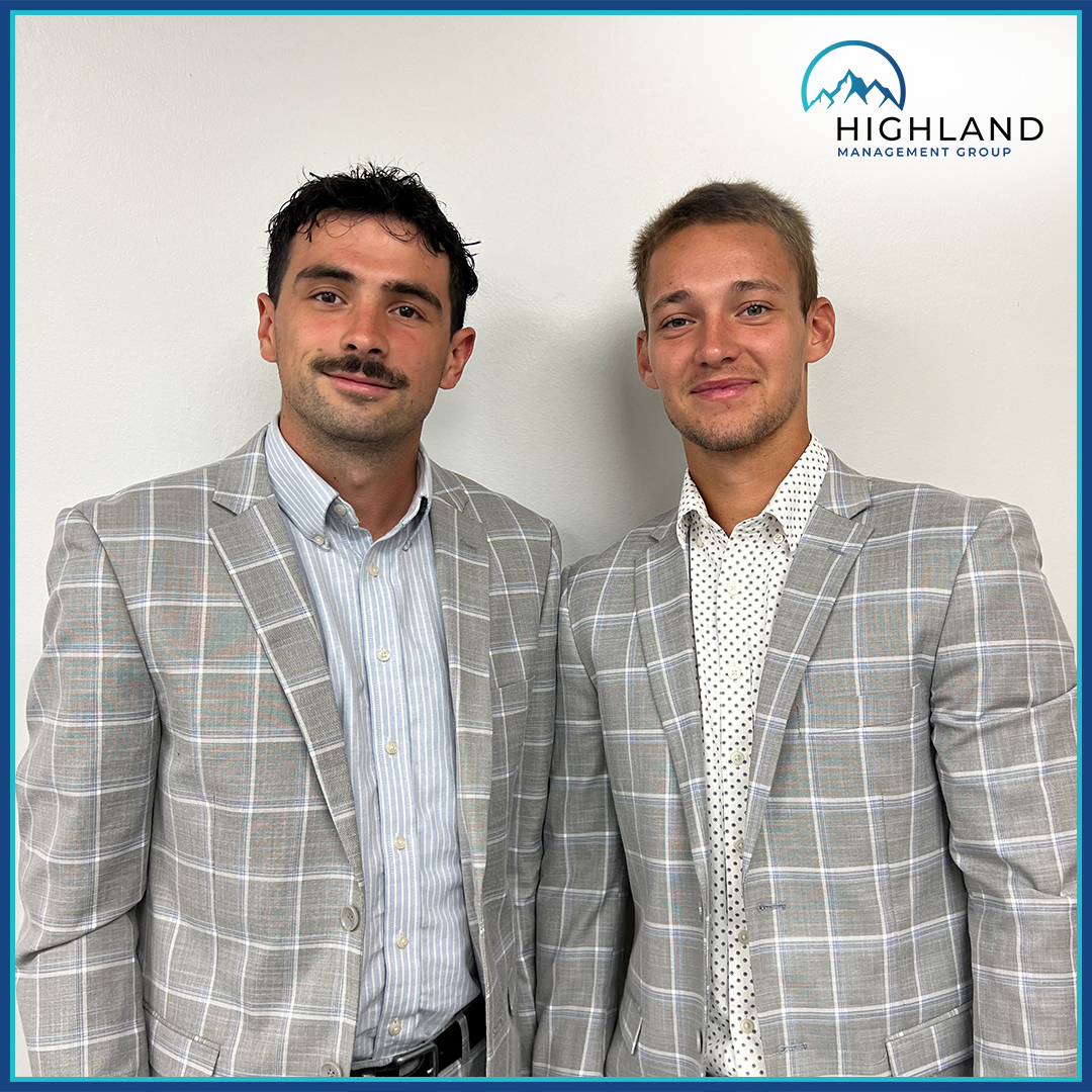 Twinning in the office like pros! 👯‍♂️👔 Double the style, double the fun! 😄👯‍♀️

#HighlandManagementGroup #Workmates #DoubleTrouble #OfficeTwinning #DoubleTheStyle #WorkplaceFun #MatchingOutfits #TwinningTuesday #DressToImpress #WorkBuddies