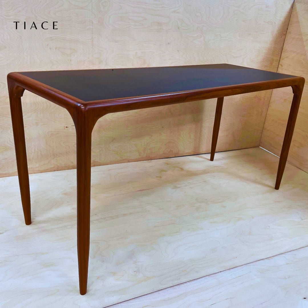 Tiacefurniture's tweet image. Productivity elevated. 
Immerse yourself in the world of innovation with our thoughtfully designed workstation. Your gateway to success beckons. 🚀💼

Follow👉🏻 @tiacefurniture for more updates

#Tiace #Tiacefurniture  #modernfurniture #industrialdesign #interiordesignindia