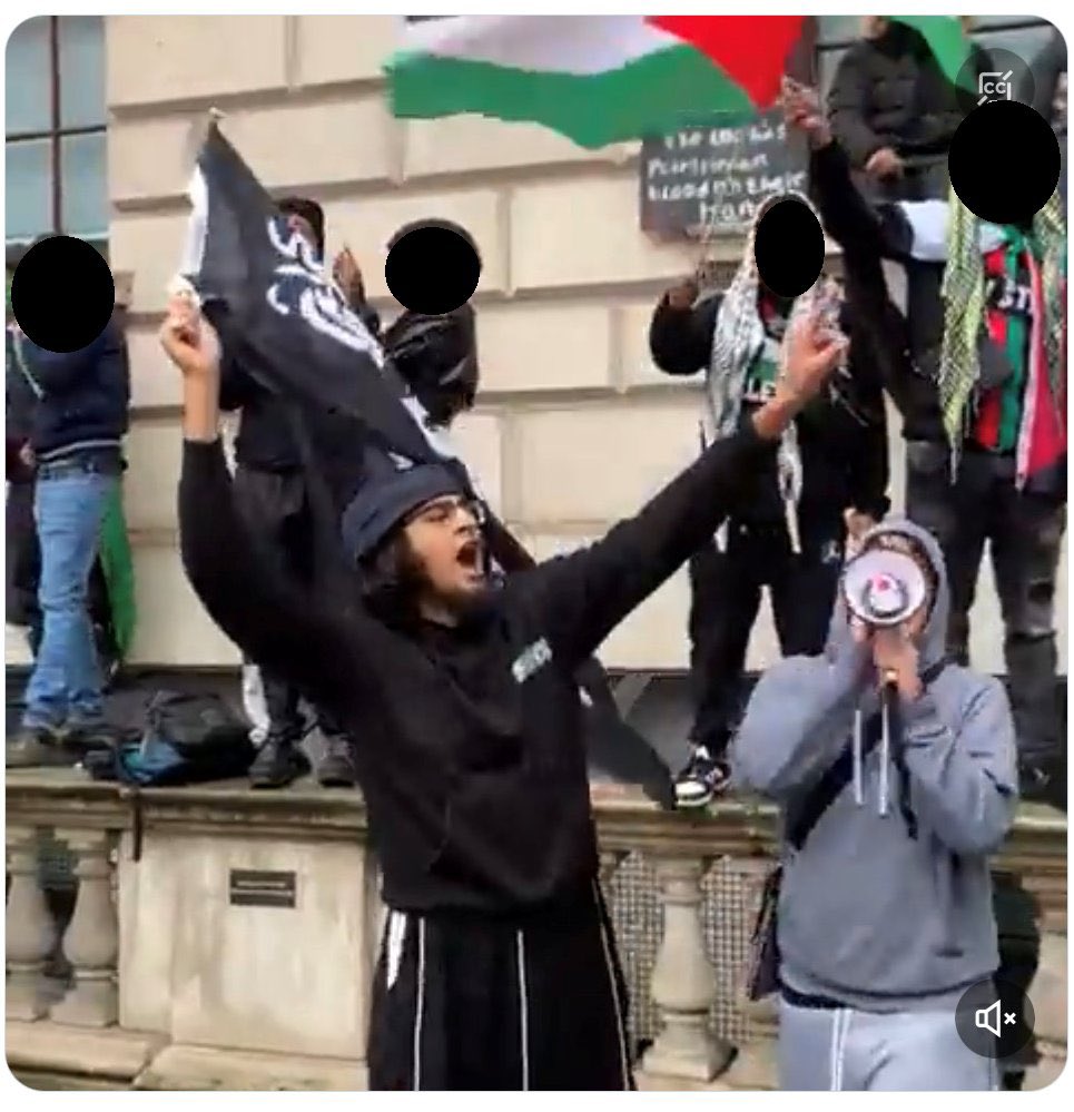 AhmadMansour__'s tweet photo. Laut der Metropolitan Police befindet sich dieser Islamist derzeit in Untersuchungshaft. https://t.co/Q2wVidCRBa