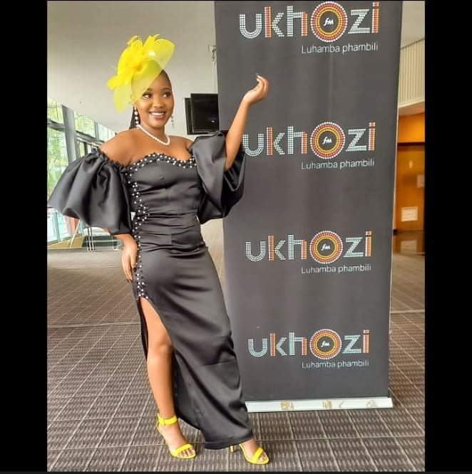 Goodmorning🥰
Hope you guys are good this side🤍 Happy Monday✨
My new goal this week is to be consistent on this app🙏🏽🙏🏽🙏🏽
I will try my best to be more active here, especially on Sundays💐 #sekuntwelaezansi 
Have a lovely week my loves❤️❤️
#IAmBack #Londa #Londambatha