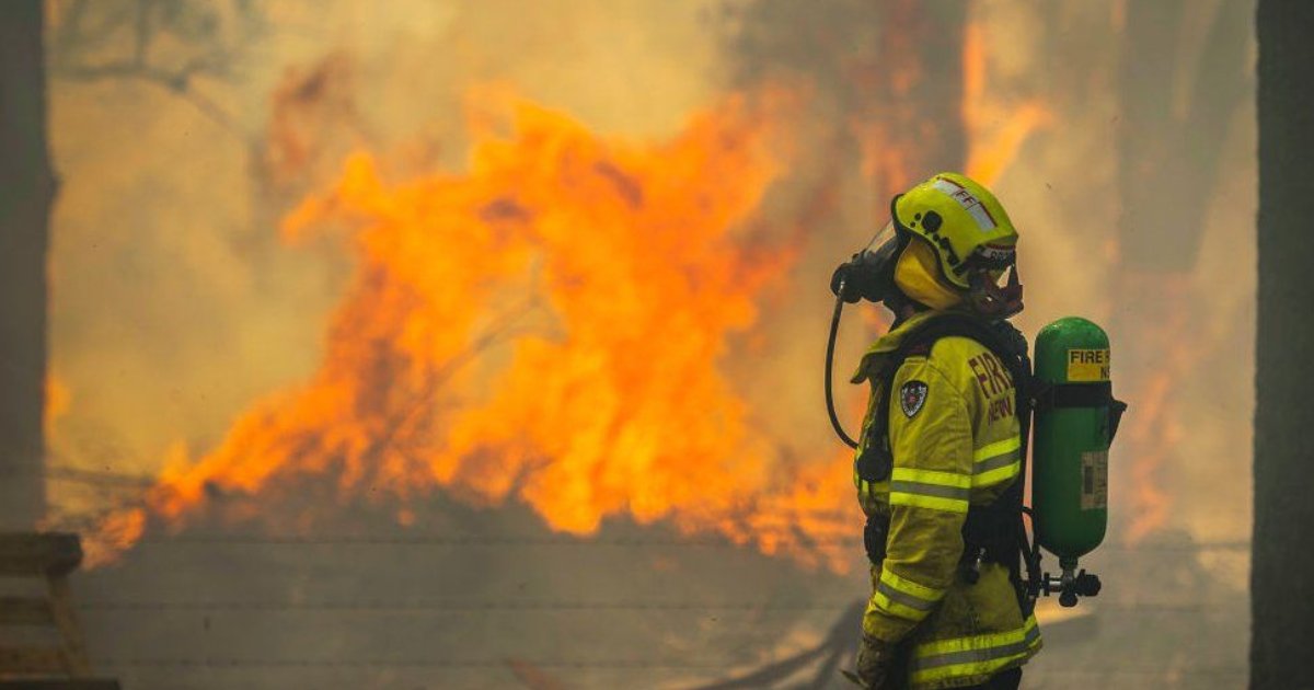 With bushfires burning across the country, it is vital to prepare for what may be an emotionally taxing time of the year for first responders 💪 Having a toolkit of strategies to bolster your wellbeing may help cushion the challenging period: pulse.ly/2osvzkhpgx