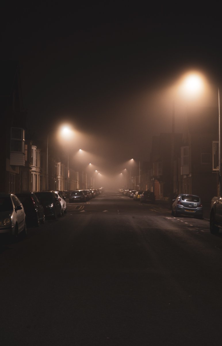 Light pollution is a serious threat to wildlife &amp; people, affecting 96% of UK land which compromises health, wastes energy + disturbs tranquillity.

Find out more about how lighting affects different animals + how it impacts our health and well-being soc.devon.cc/devon_lnp_dark…