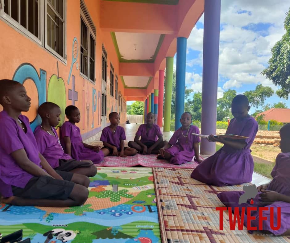 twekonyereug's tweet photo. 📚🌟 Access to books is crucial for quality education for every child! Books foster knowledge, creativity, and critical thinking. They broaden horizons and empower children to imagine, dream, and achieve their goals. #IgniteMyPower #Readingcircles #EducationForAll https://t.co/mydSPzTeQv