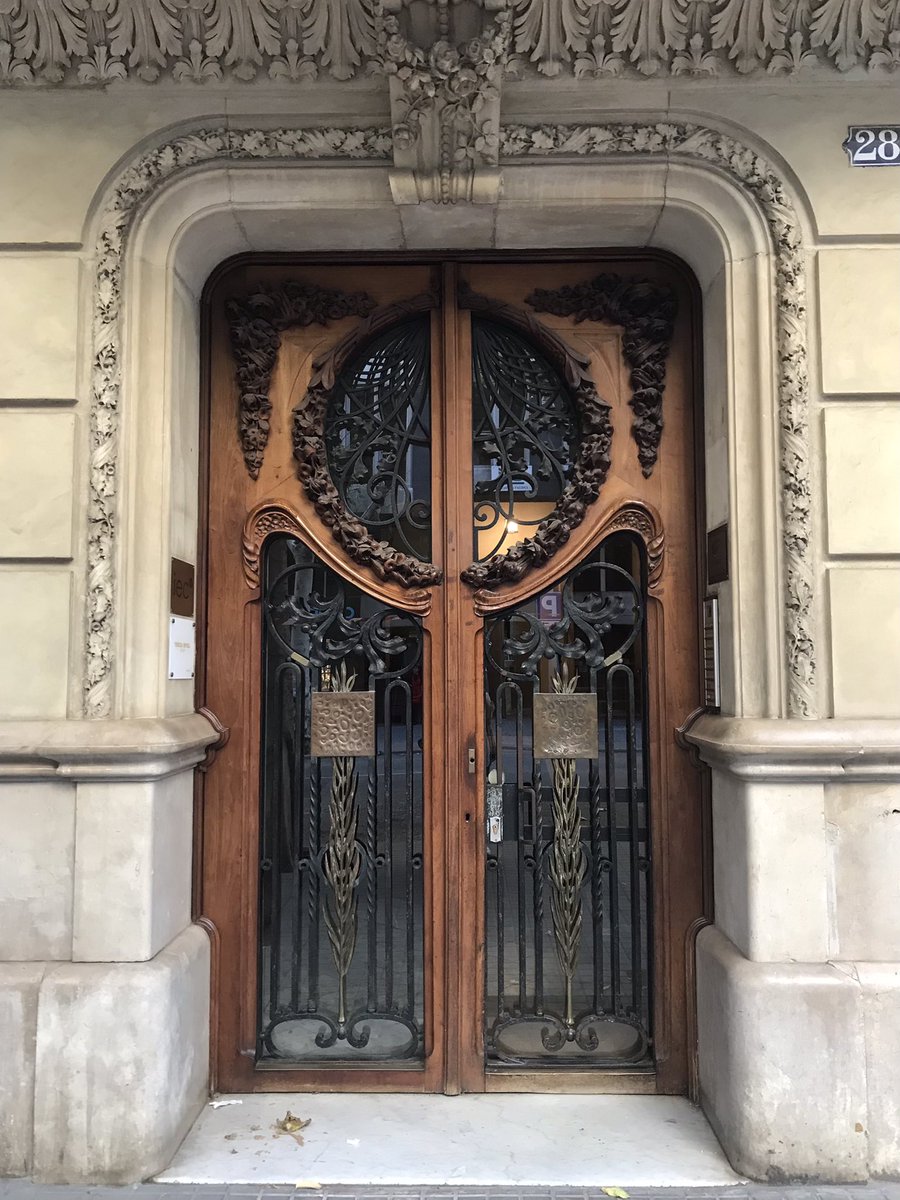 juditibarcelona's tweet image. Dilluns 23/10/23
Obrim portes
#Eixample 
#Bcn❤️