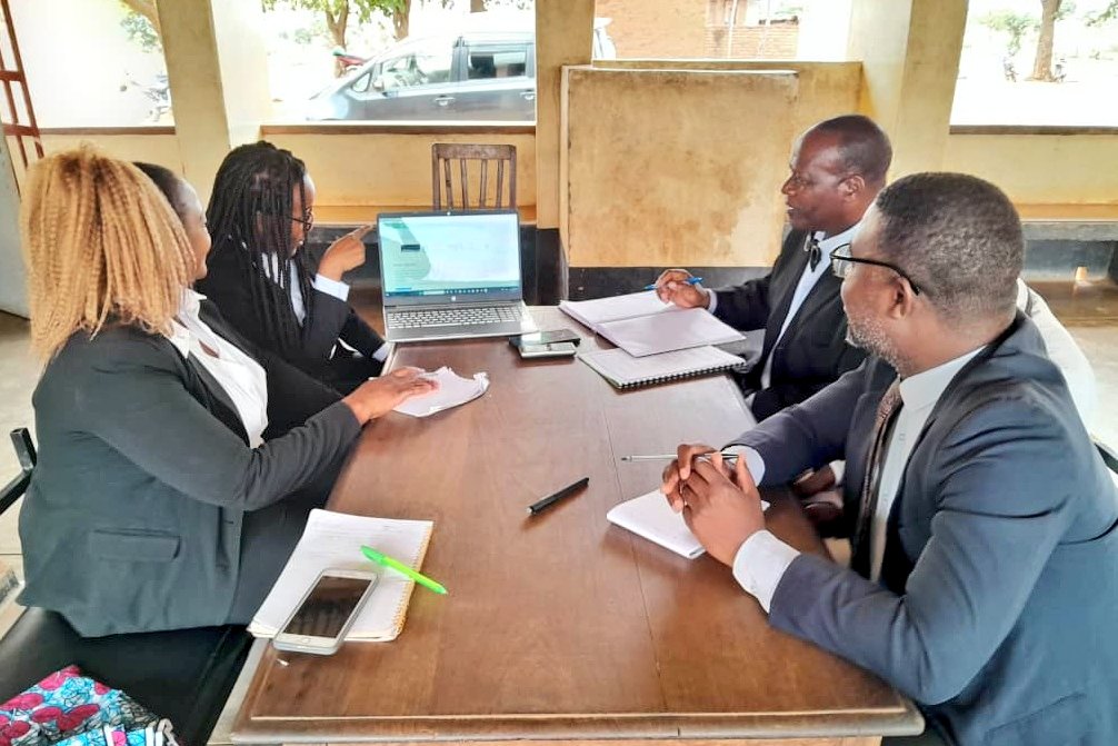 We had a meeting with the Executive Committee of the Association of Magistrates in Malawi.  <a href="/GJU_Malawi/">The Gender & Justice Unit</a> introduced <a href="/MalawilII/">Malawi Legal Information Institute</a> and #PocketLaw. The team also trained the magistrates on how to install and use Pocket Law.

#legaltech #freelaw #legalempowerment #legaltechnology
