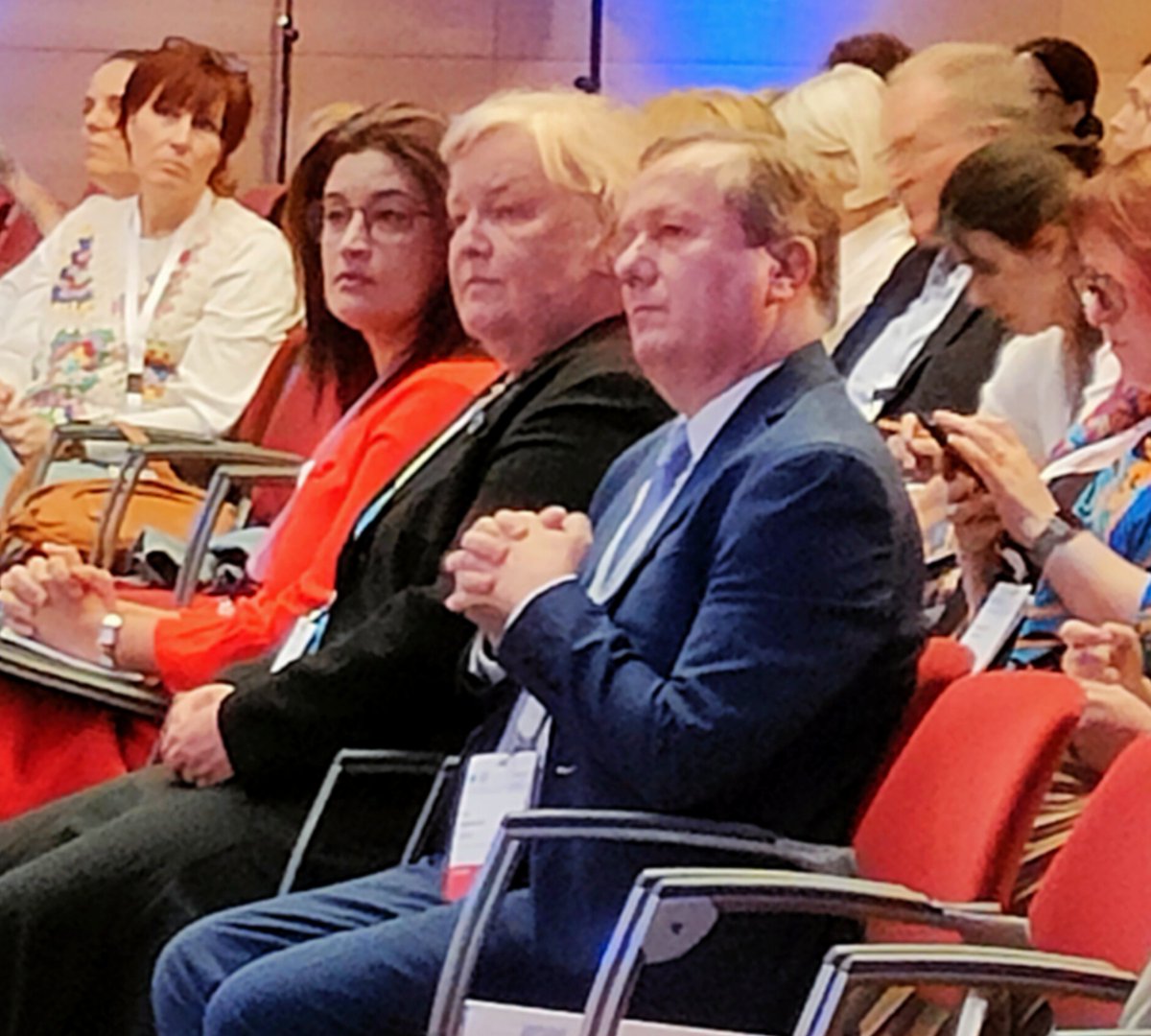 INFARMED_IP's tweet image. Simpósio Anual TOPRA 2023
Sessão de abertura| Rui Santos Ivo, Presidente do INFARMED, I.P., Portugal, Francesca Buttigieg (Human Medicines Working Party Chair), Margareth Jorvid (overall Symposium Chair) 
#infarmed #infarmed30anos #TOPRA #regulatoryaffairs
