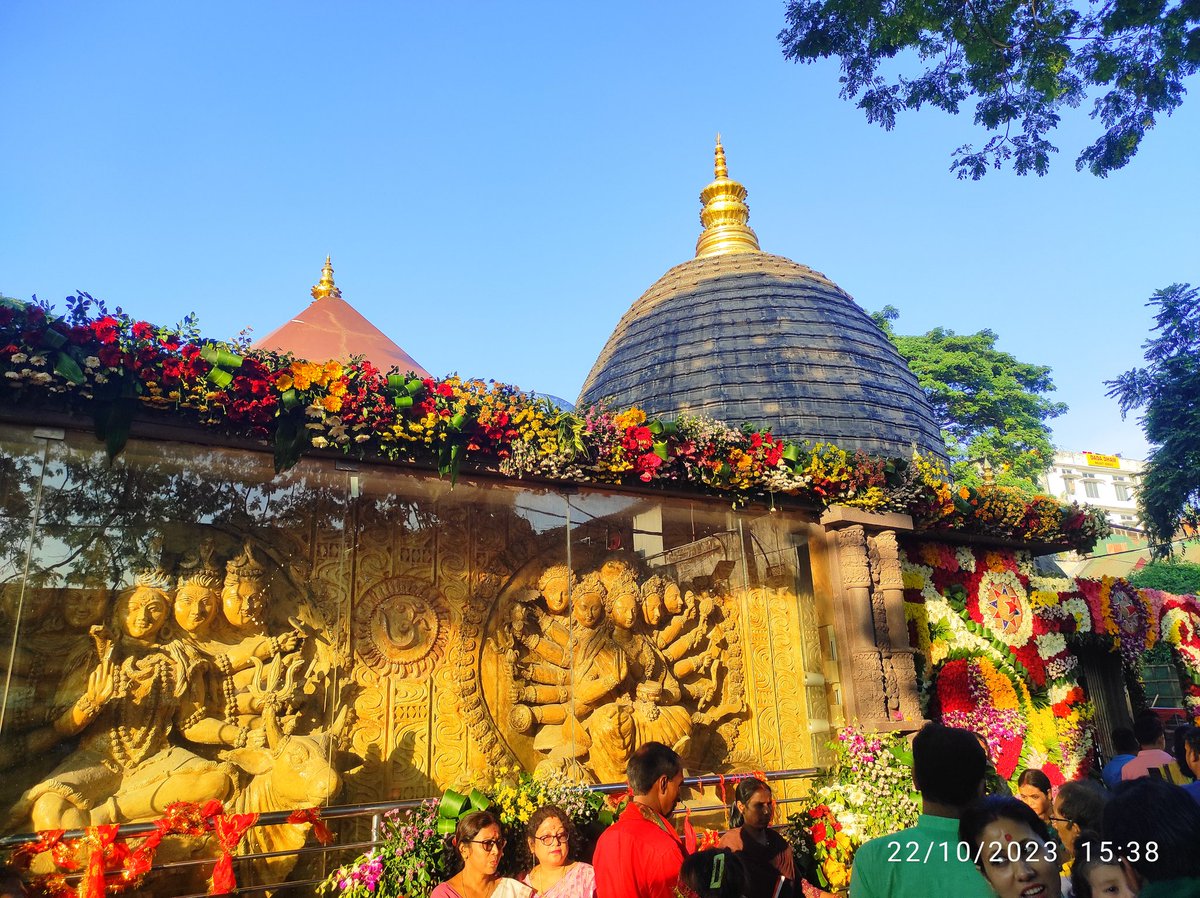 KamakhyaTemple1's tweet image. Glimpses of MAA KAMAKHYA TEMPLE on the Occasion of #NavRatri 2023 🌺✨

Photo Courtesy- @SubhamKumarIn

#JaiMaaKamakhya #DurgaPuja2023