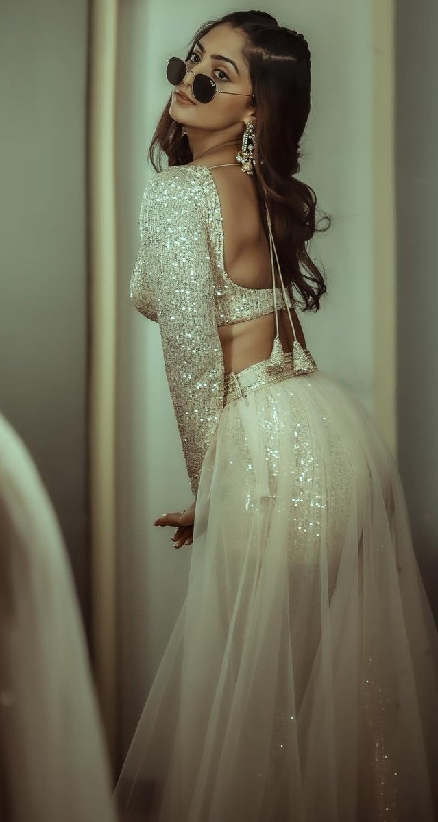 F9H2f_1WYAAYSZW?format=jpg&name=medium