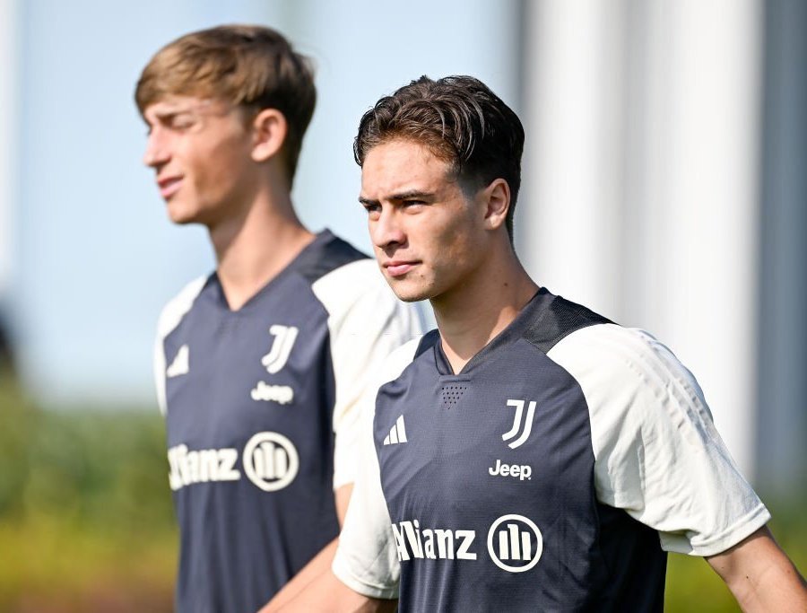 Reports: Juventus, Dean Huijsen agree to contract extension - Black & White  & Read All Over