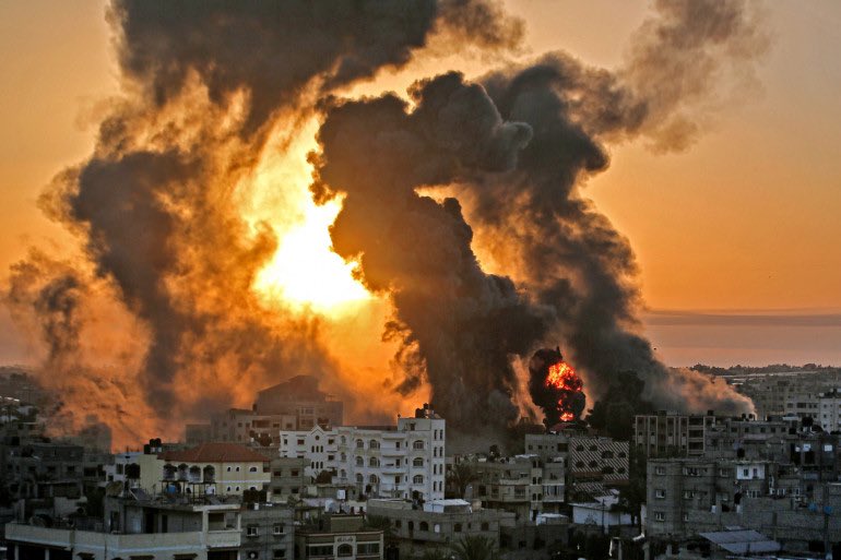 🇵🇸🇮🇱 FLASH - Au moins 5.087 personnes sont mortes en 2 semaines dans les bombardements israéliens à #Gaza, dont 2.055 enfants. (ministère palestinien de la Santé)