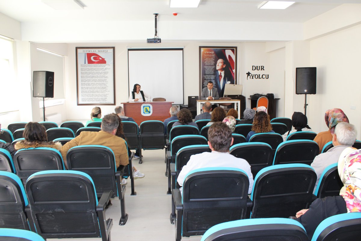 9.sınıf velilerimizle tanışma ve bilgilendirme toplantıları yapılmıştır.